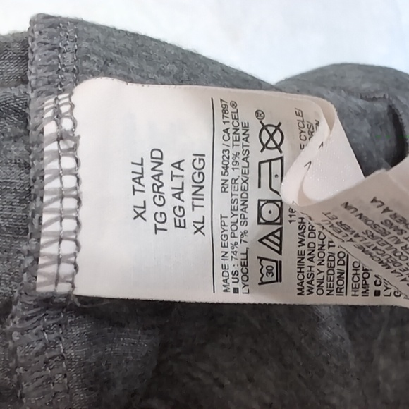 Old Navy Active Heather Gray 4-Way Stretch Short Sleeve Tshirt Size XL Tall - Picture 3 of 4